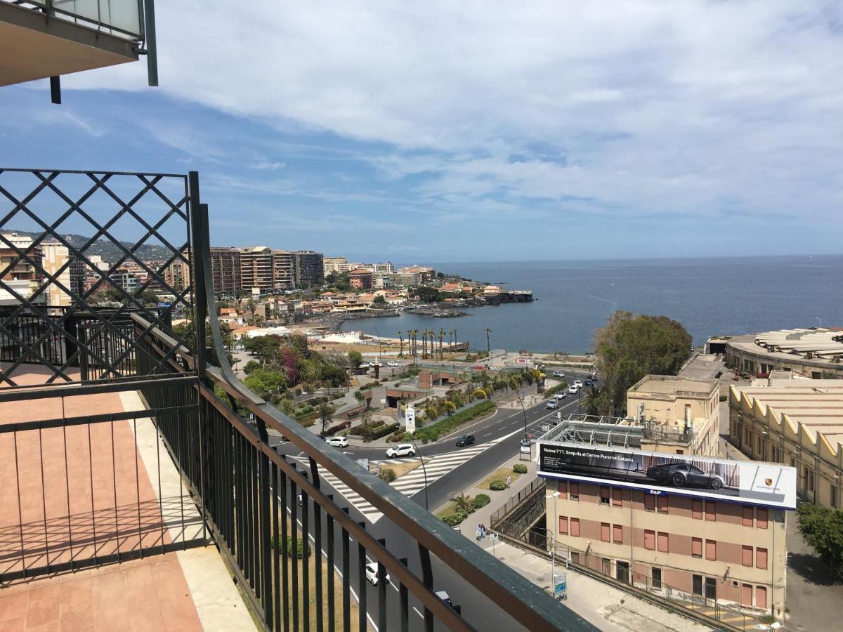 Europa Guest House Catania Bagian luar foto