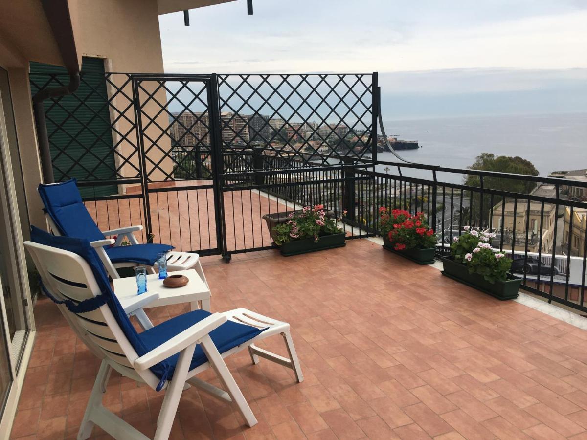 Europa Guest House Catania Bagian luar foto