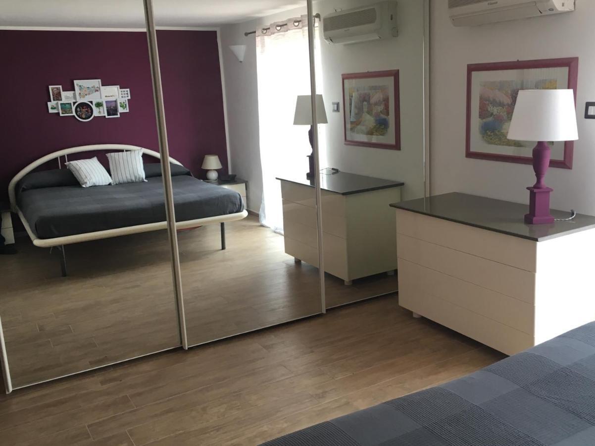 Europa Guest House Catania Bagian luar foto